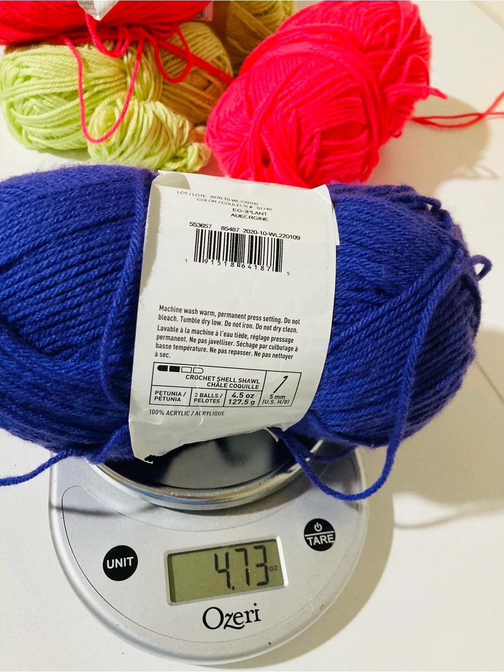 1310 g / 2 lb 14 oz 7 NWT + 4 Impeccable Acrylic Yarn Bundle - Bright Multicolor